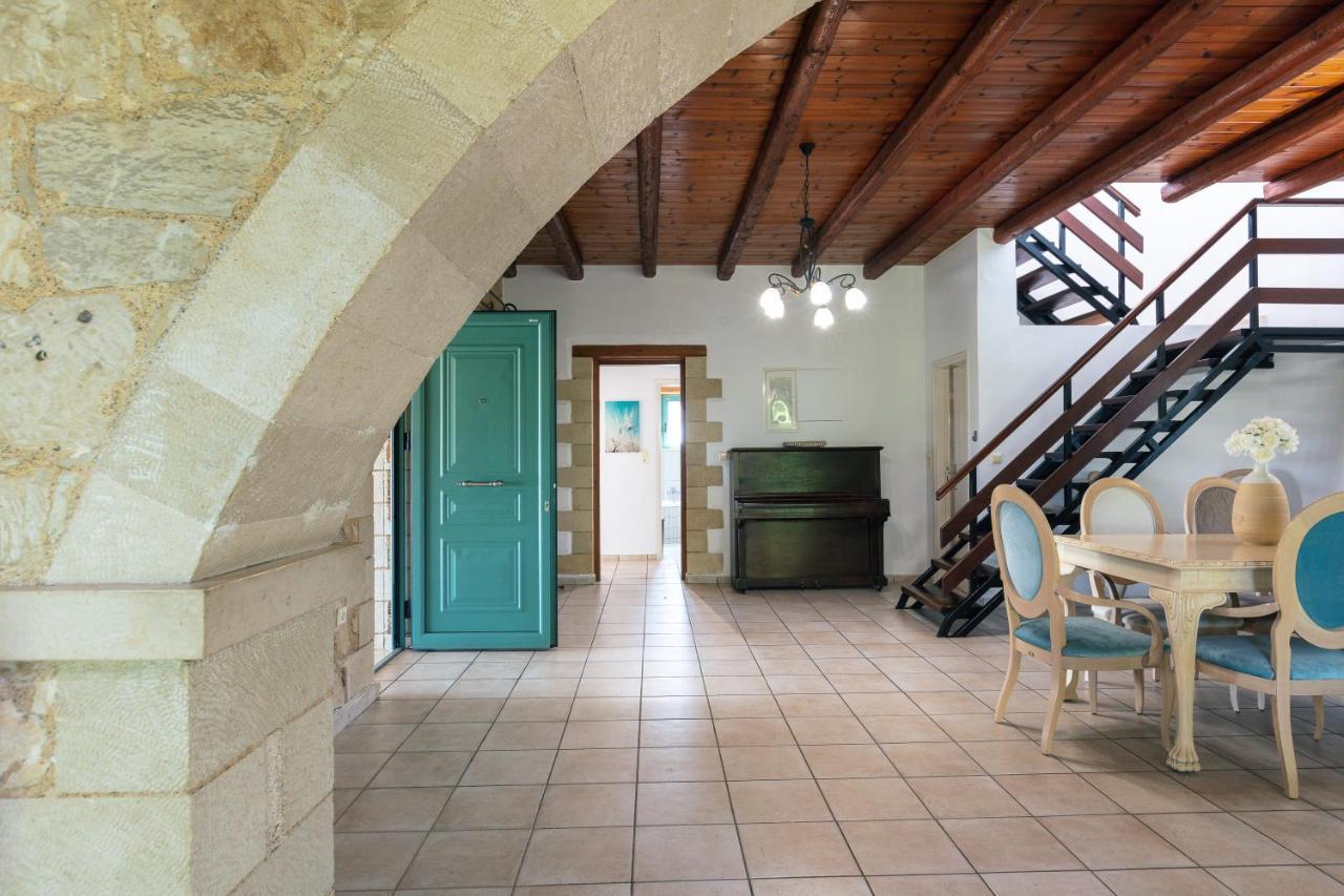 Villa Pinelopi Asprouliánoi Exterior foto
